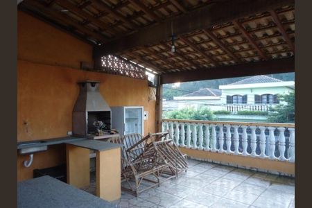 Casa à venda com 180m², 4 quartos e 2 vagas