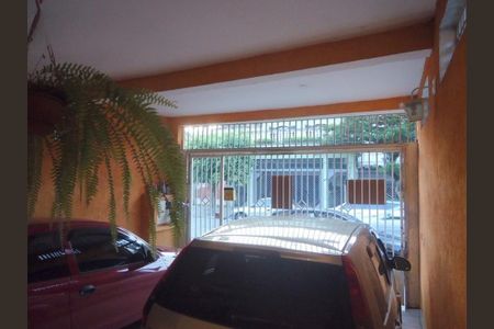 Casa à venda com 180m², 4 quartos e 2 vagas