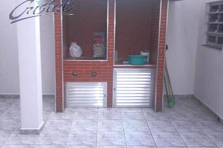 Casa à venda com 206m², 3 quartos e 2 vagas