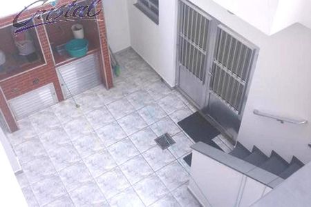 Casa à venda com 206m², 3 quartos e 2 vagas