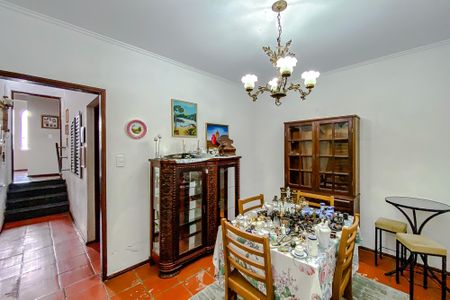 Casa à venda com 300m², 4 quartos e 2 vagasSala