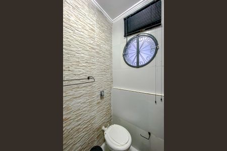 Casa à venda com 300m², 4 quartos e 2 vagasLavabo