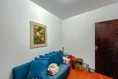 Casa à venda com 300m², 4 quartos e 2 vagasQuarto 