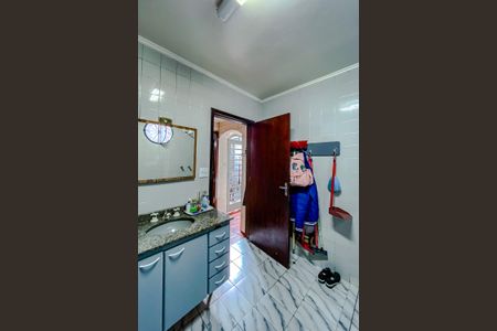 Casa à venda com 300m², 4 quartos e 2 vagasBanheiro