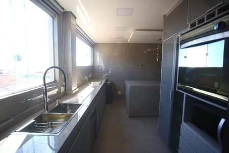Apartamento à venda com 117m², 3 quartos e 1 vagaCozinha