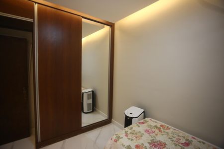 Apartamento à venda com 117m², 3 quartos e 1 vagaQuarto 2