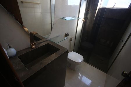 Apartamento à venda com 117m², 3 quartos e 1 vagaBanheiro Social