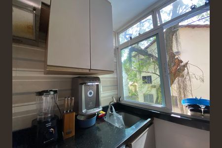 Apartamento à venda com 64m², 3 quartos e 3 vagas Apartamento à venda com 64m², 3 quartos e 3 vagasÁrea de Serviço