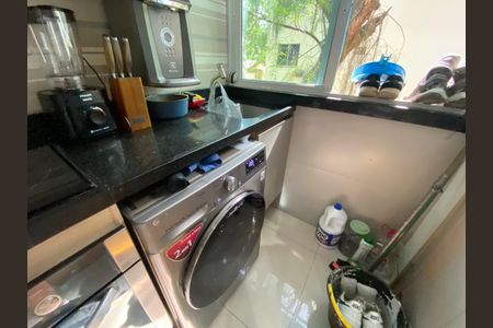 Apartamento à venda com 64m², 3 quartos e 3 vagas Apartamento à venda com 64m², 3 quartos e 3 vagasÁrea de Serviço