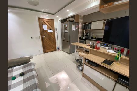 Apartamento à venda com 64m², 3 quartos e 3 vagas Apartamento à venda com 64m², 3 quartos e 3 vagasSala - Cozinha