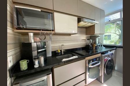 Apartamento à venda com 64m², 3 quartos e 3 vagas Apartamento à venda com 64m², 3 quartos e 3 vagasSala - Cozinha
