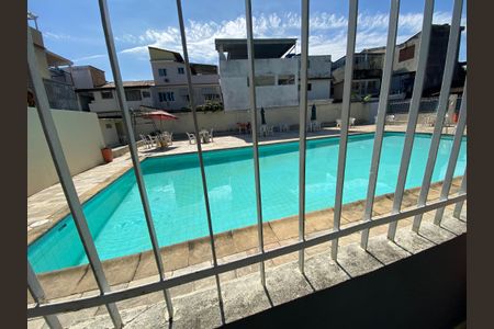 Apartamento à venda com 64m², 3 quartos e 3 vagas Apartamento à venda com 64m², 3 quartos e 3 vagasÁrea comum - Piscina