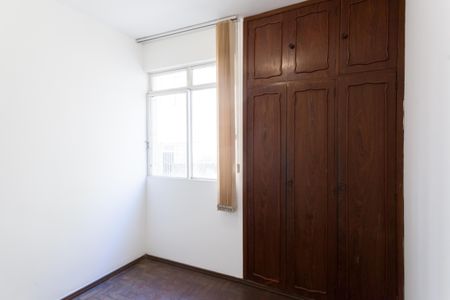 Apartamento à venda com 80m², 3 quartos e 3 vagasQuarto 1
