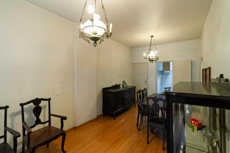 Apartamento à venda com 74m², 2 quartos e sem vaga Apartamento à venda com 74m², 2 quartos e sem vagaSala