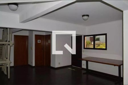Apartamento à venda com 165m², 3 quartos e 4 vagas Apartamento à venda com 165m², 3 quartos e 4 vagasÁrea comum - Salão de festas