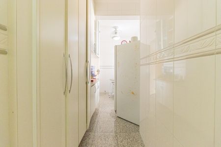Apartamento à venda com 165m², 3 quartos e 4 vagas Apartamento à venda com 165m², 3 quartos e 4 vagasCozinha
