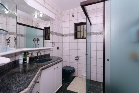 Casa à venda com 260m², 4 quartos e 4 vagas