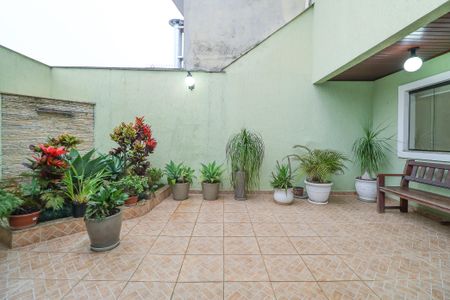 Casa à venda com 260m², 4 quartos e 4 vagas