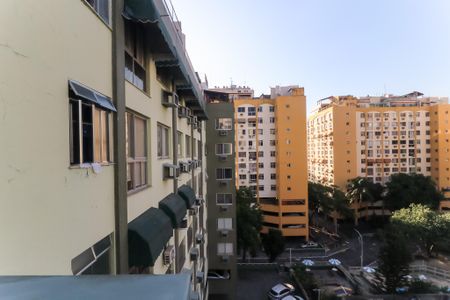 Apartamento à venda com 50m², 2 quartos e 1 vaga Apartamento à venda com 50m², 2 quartos e 1 vagaQuarto 2 vista