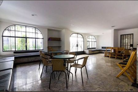 Apartamento à venda com 110m², 3 quartos e 1 vaga Apartamento à venda com 110m², 3 quartos e 1 vagaÁrea comum - Salão de festas