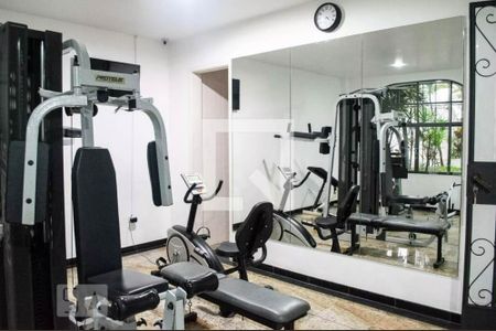 Apartamento à venda com 110m², 3 quartos e 1 vaga Apartamento à venda com 110m², 3 quartos e 1 vagaAcademia