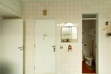 Apartamento à venda com 270m², 4 quartos e 2 vagas Apartamento à venda com 270m², 4 quartos e 2 vagasÁrea de serviço