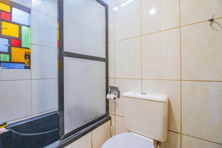 Casa à venda com 272m², 2 quartos e 1 vagaBanheiro