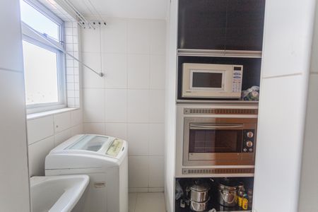 Apartamento à venda com 189m², 4 quartos e 4 vagas Apartamento à venda com 189m², 4 quartos e 4 vagasÁrea de Serviço