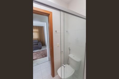 Apartamento à venda com 189m², 4 quartos e 4 vagas Apartamento à venda com 189m², 4 quartos e 4 vagasBanheiro Social 2