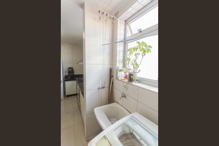 Apartamento à venda com 189m², 4 quartos e 4 vagas Apartamento à venda com 189m², 4 quartos e 4 vagasÁrea de Serviço