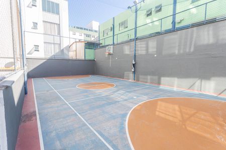 Apartamento à venda com 189m², 4 quartos e 4 vagas Apartamento à venda com 189m², 4 quartos e 4 vagasQuadra Esportiva