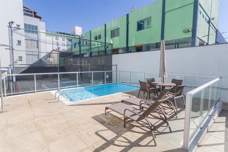 Apartamento à venda com 189m², 4 quartos e 4 vagas Apartamento à venda com 189m², 4 quartos e 4 vagasÁrea da Piscina