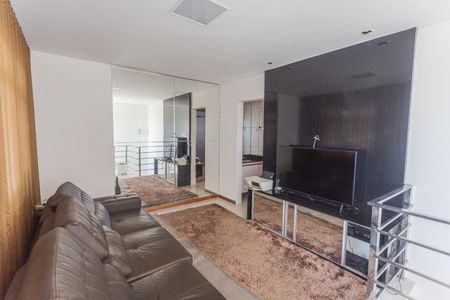 Apartamento à venda com 189m², 4 quartos e 4 vagas Apartamento à venda com 189m², 4 quartos e 4 vagasSala 2