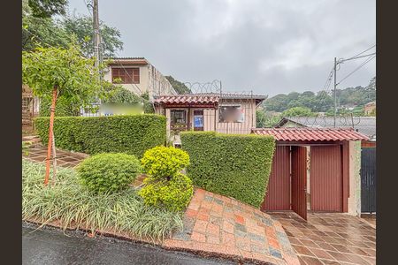 Casa à venda com 300m², 4 quartos e 2 vagasFachada