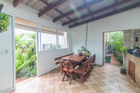 Casa à venda com 300m², 4 quartos e 2 vagasÁrea comum - Churrasqueira