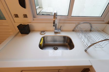 Apartamento à venda com 108m², 2 quartos e 2 vagasCozinha 