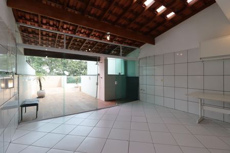 Apartamento à venda com 108m², 2 quartos e 2 vagasCobertura - Área de Serviço