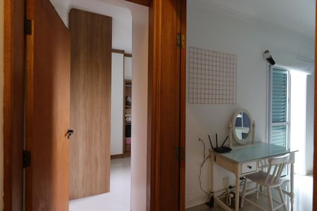 Apartamento à venda com 108m², 2 quartos e 2 vagasCorredor