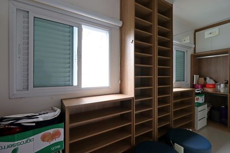 Apartamento à venda com 108m², 2 quartos e 2 vagasQuarto