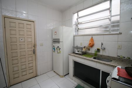 Apartamento à venda com 85m², 2 quartos e 1 vagaCozinha