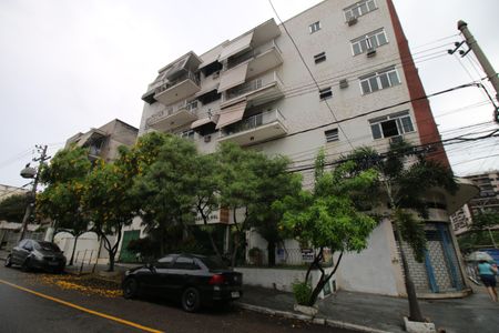 Apartamento à venda com 85m², 2 quartos e 1 vagaFachada do Prédio