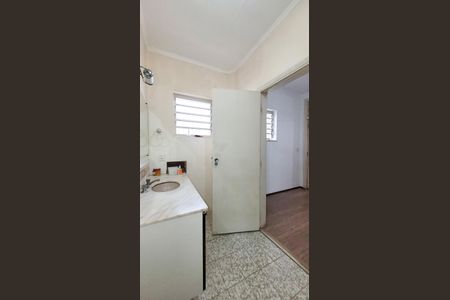 Casa à venda com 439m², 4 quartos e 2 vagasBanheiro da Suíte master