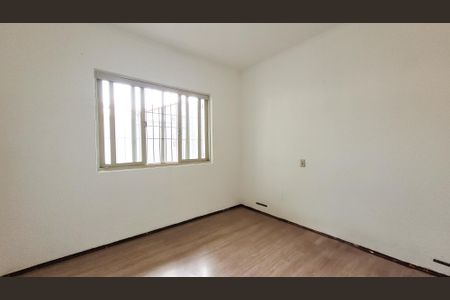 Casa à venda com 439m², 4 quartos e 2 vagasSuíte 1