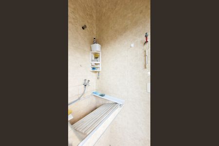 Casa à venda com 439m², 4 quartos e 2 vagasLavanderia