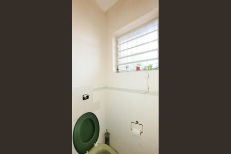 Casa à venda com 439m², 4 quartos e 2 vagasLavabo