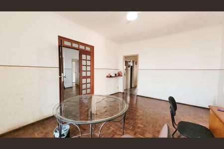 Casa à venda com 439m², 4 quartos e 2 vagasSala de Jantar