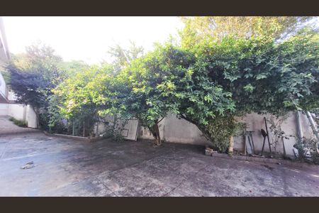Casa à venda com 439m², 4 quartos e 2 vagasGaragem
