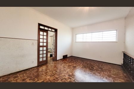 Casa à venda com 439m², 4 quartos e 2 vagasSala 3