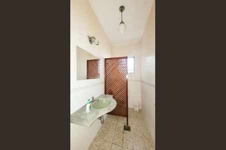 Casa à venda com 439m², 4 quartos e 2 vagasLavabo