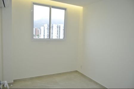 Quarto de apartamento para alugar com 1 quarto, 38m² em Todos Os Santos, Rio de Janeiro